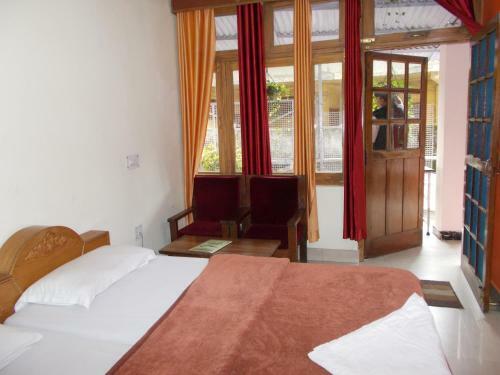 Hotel Premier Rooms With Rooftop Terrace Restaurant