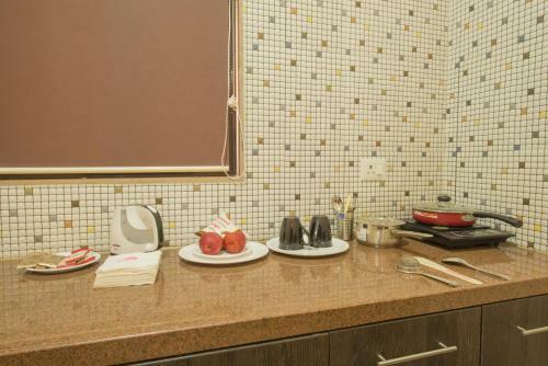 Budget Inn Service Apartments - Tiger Plaza
