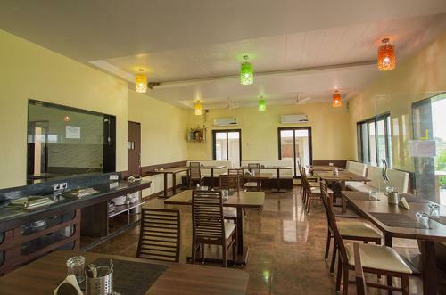 Budget Inn Service Apartments - Tiger Plaza