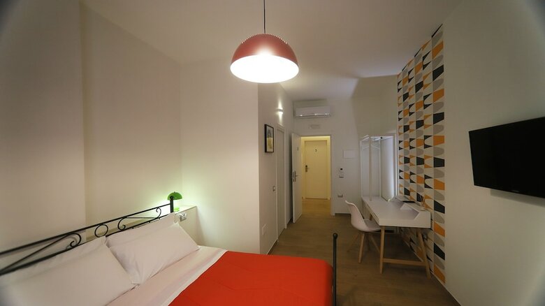 Hostal 1970 Rooms