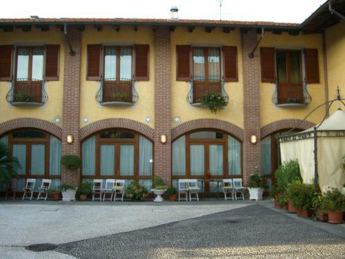 Hotel Macall�