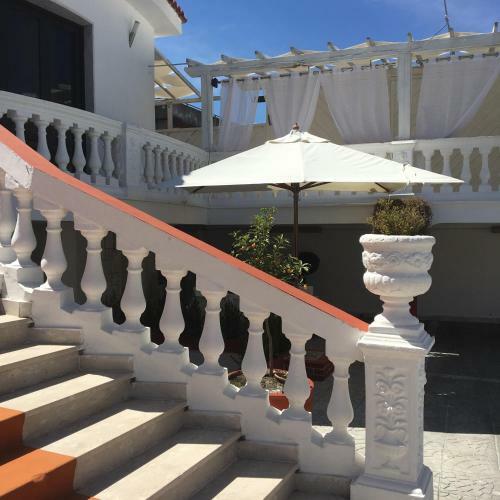 Hostal Residence R&b Tyrrhenum