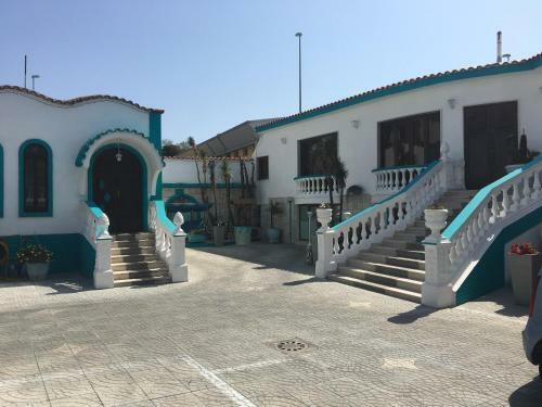 Hostal Residence R&b Tyrrhenum