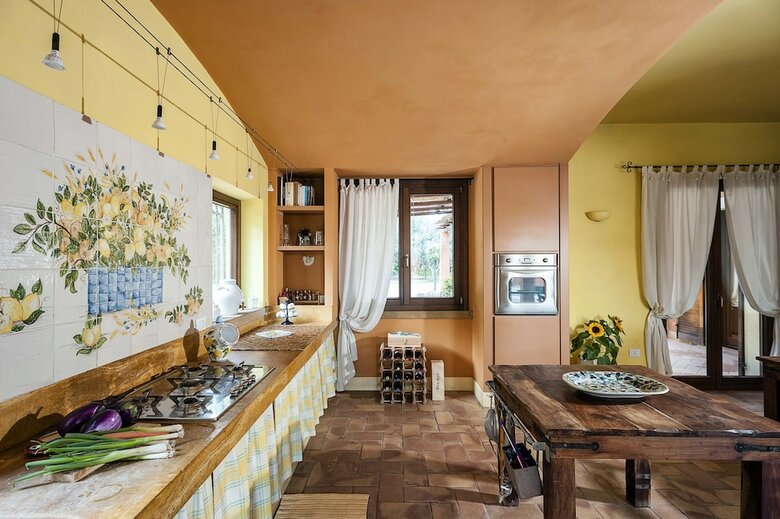 Classic Holiday Villa With Pool In Sicily, Italy