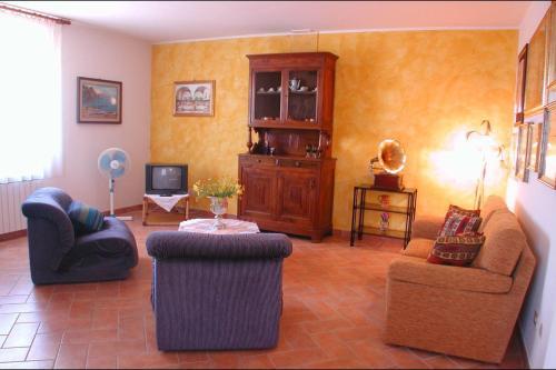 Pomaia Villa Sleeps 20 Pool Air Con Wifi