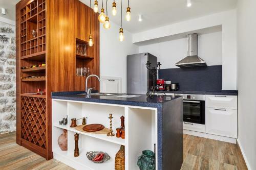 Villa Three Dots By Todorovic Family