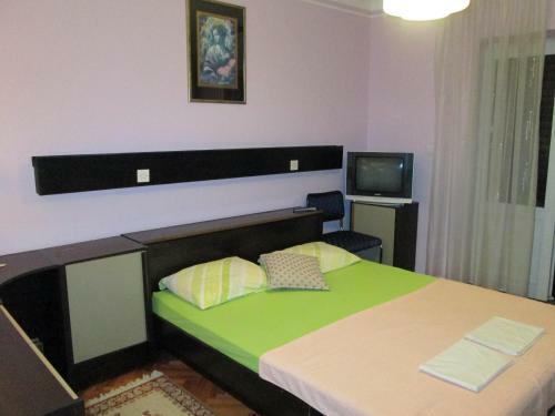 Hostal Smjestaj ?cubrilo"