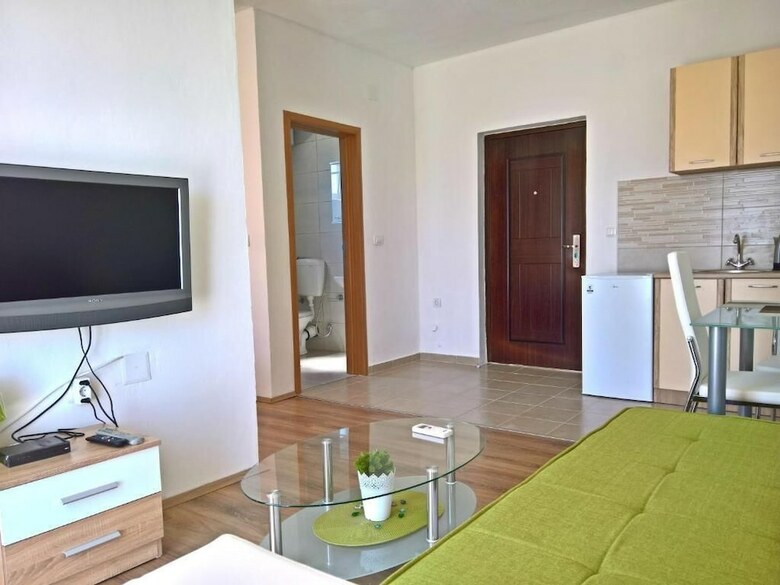 La Porta Apartments