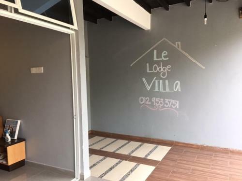 Le Lodge Villa
