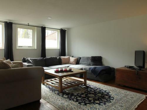 Lovely Child-friendly Apartment In Rutten