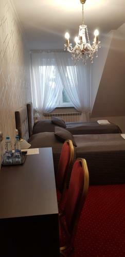 Hostal Pensjonat Sala Bankietowa "arkadia"