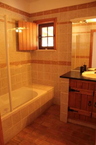 Villa Monte Azul - Casas de Campo Do Junqueirinho
