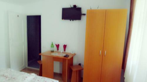 Hostal Pensiunea Casa Vranceana