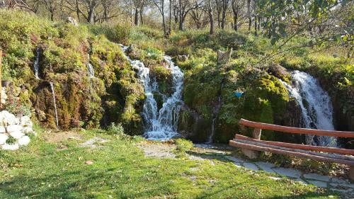 Hostal Guest House Lisinski Raj