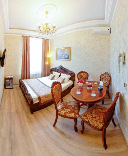 Hotel Golden Palace
