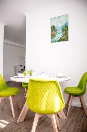 Apartment Zhk Yantarnaya Korona