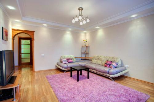 Apartamento Homehotel On Alekseeva 22