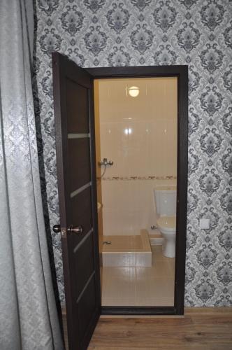Hostal Guesthouse On Krasnykh Partizan 4