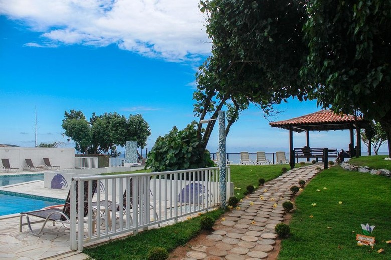 Hostal Deck Dos Tucuns