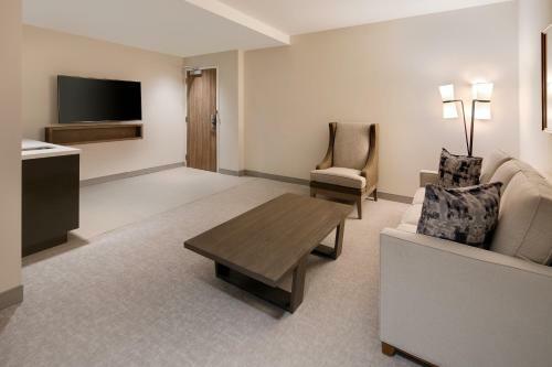 Hotel Embassy Suites St Augustine Beach Oceanfront Resort