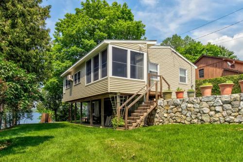 Cozy Cottage
