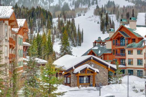 Powderhorn Lodge 419: Spearmint Suite