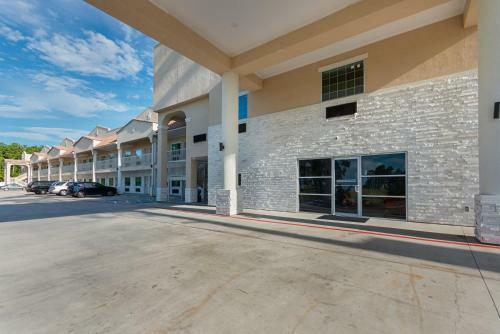 Hotel Baymont By Wyndham Kingwood