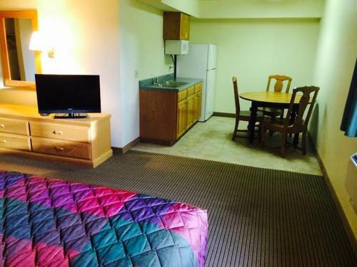 All Seasons Hotel And Resort