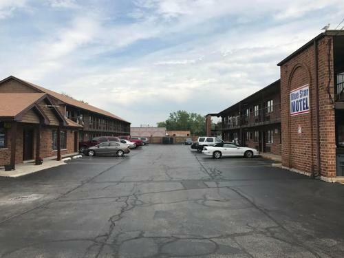 Blue Star Motel