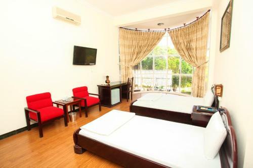 Hotel Kh�ch S?n Ninh Thu?n