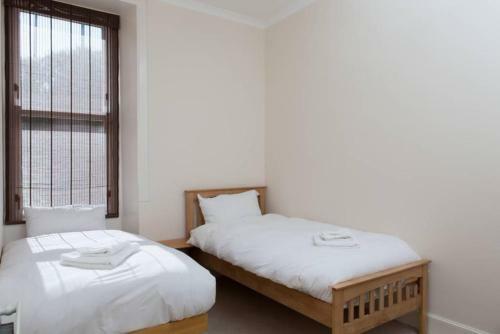 Apartamento 2 Bedroom Flat Sleeps 4 By The Shore