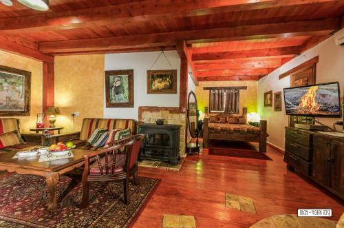 Hostal Odem Habar