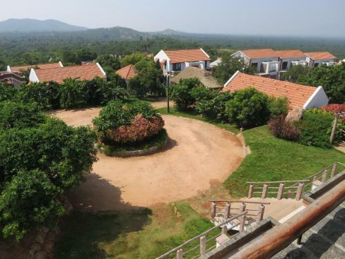 Hotel Kadambavanam Ethnic Village Resort