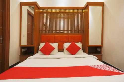 Hotel Oyo 15183 Jjk Home Stay