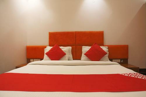 Hotel Oyo 15183 Jjk Home Stay