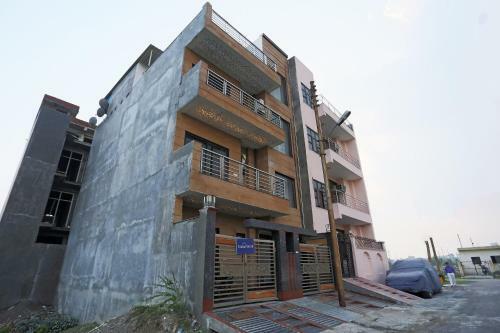 Hotel Oyo 15183 Jjk Home Stay