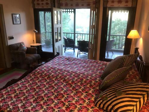 Hotel 7 Pines - " An English Retreat"