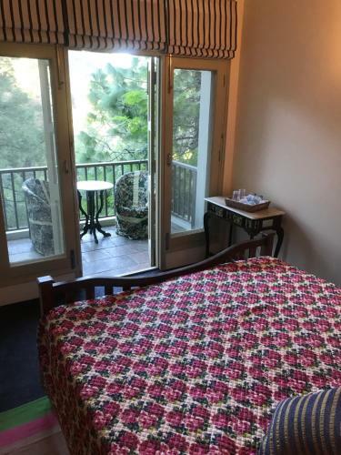Hotel 7 Pines - " An English Retreat"