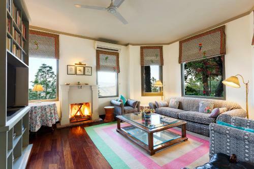 Hotel 7 Pines - " An English Retreat"
