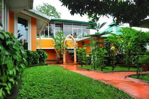 Super Deluxe Family Cottage Stay