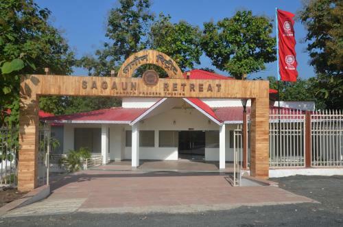 Hotel Mpt Sagoun Retreat, Delawadi