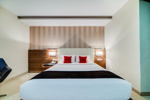 Capital O 23502 Hotel Millennium Grand