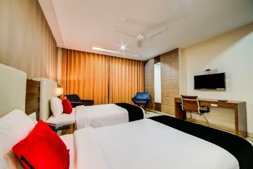 Capital O 23502 Hotel Millennium Grand