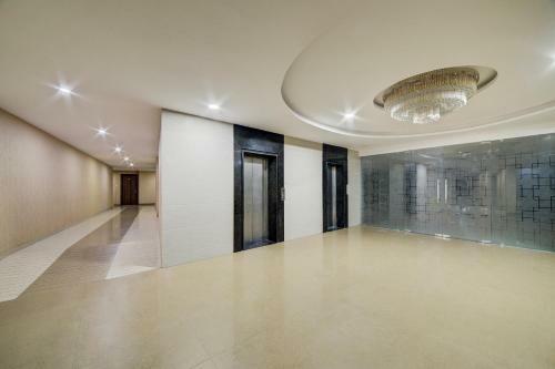 Capital O 23502 Hotel Millennium Grand