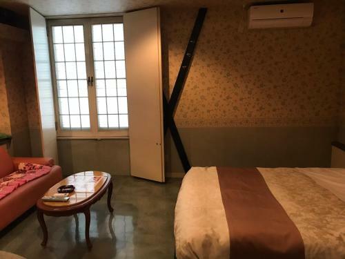 Hotel Tiffany (Adult Only)