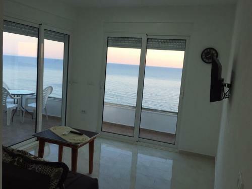 Idealhouse Apartments