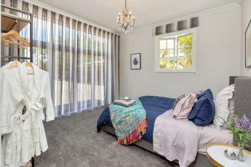 Deloraine Stone Cottage