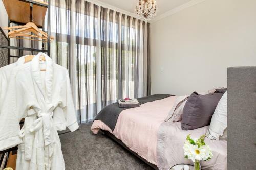 Deloraine Stone Cottage