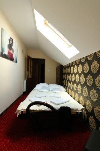 Hostal Pokoje Go?cinne Anna Airport Modlin
