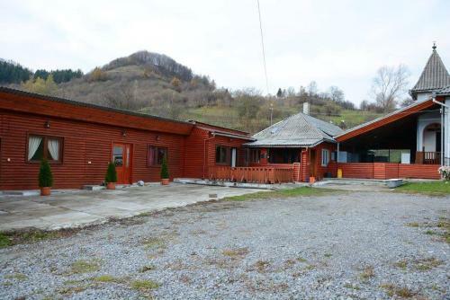 Hostal Pensiunea Fantana Rece